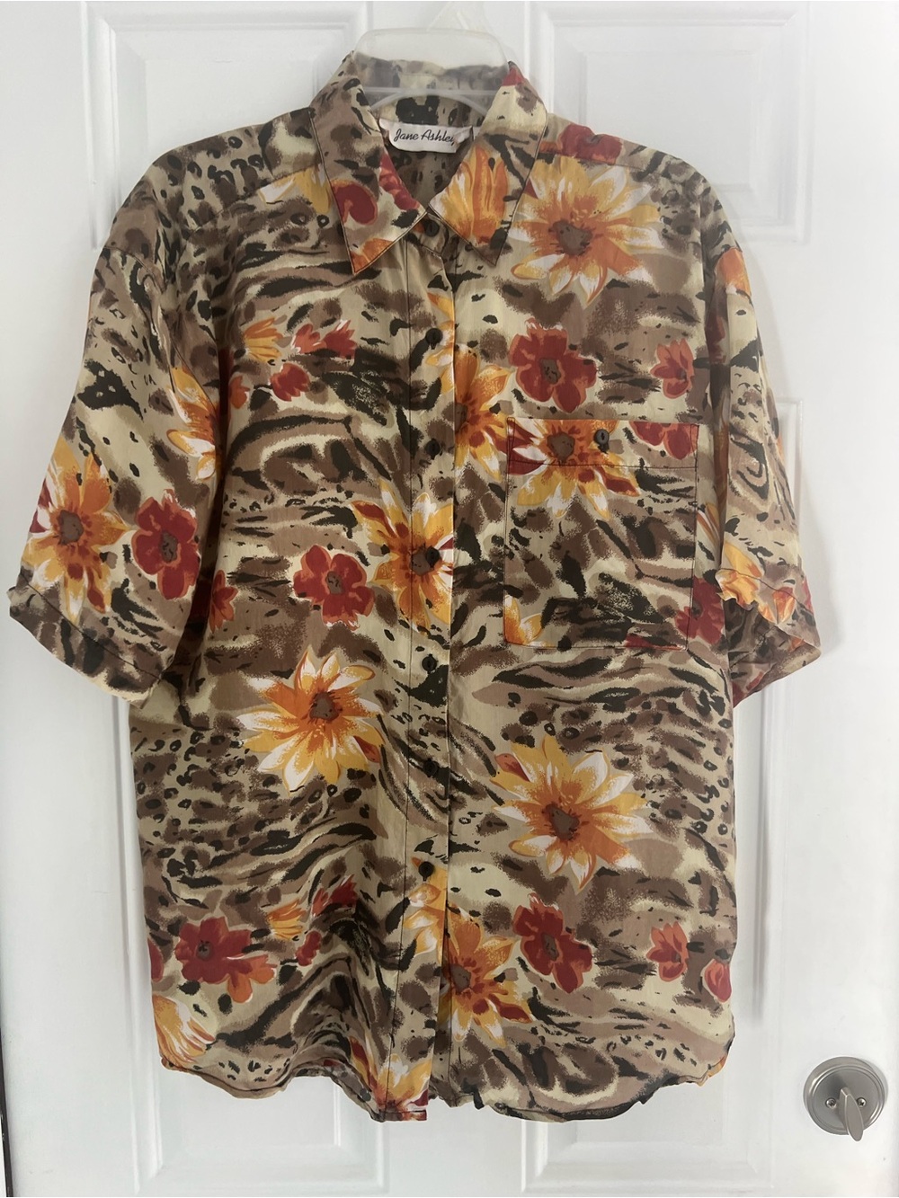 Jane Ashley Womens Sunflower Leopard Silk Shirt Top M Button Up Short Sleeve 926